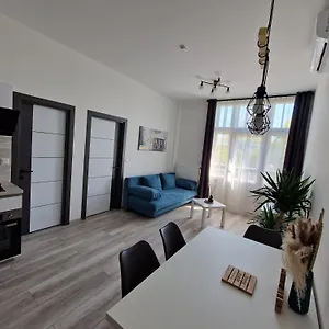 ellenőrizze a rendelkezésre állást